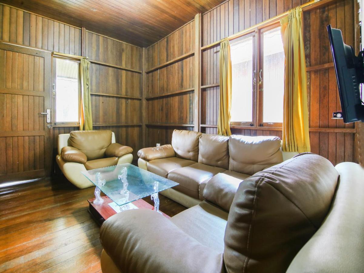 Oyo 3475 Villa Ex Mtq Pagaralam Zewnętrze zdjęcie