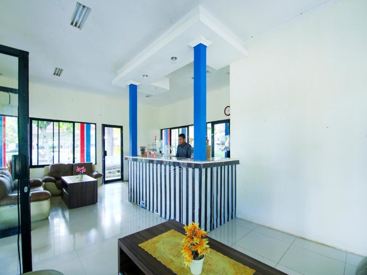 Oyo 3475 Villa Ex Mtq Pagaralam Zewnętrze zdjęcie